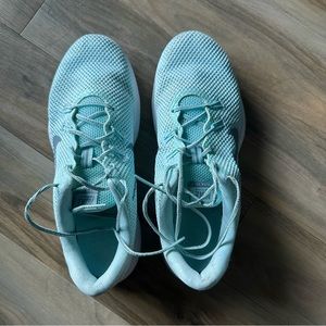 Nike teal sneakers